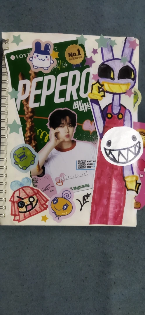 Sketchbook e junkbook (eu acho)